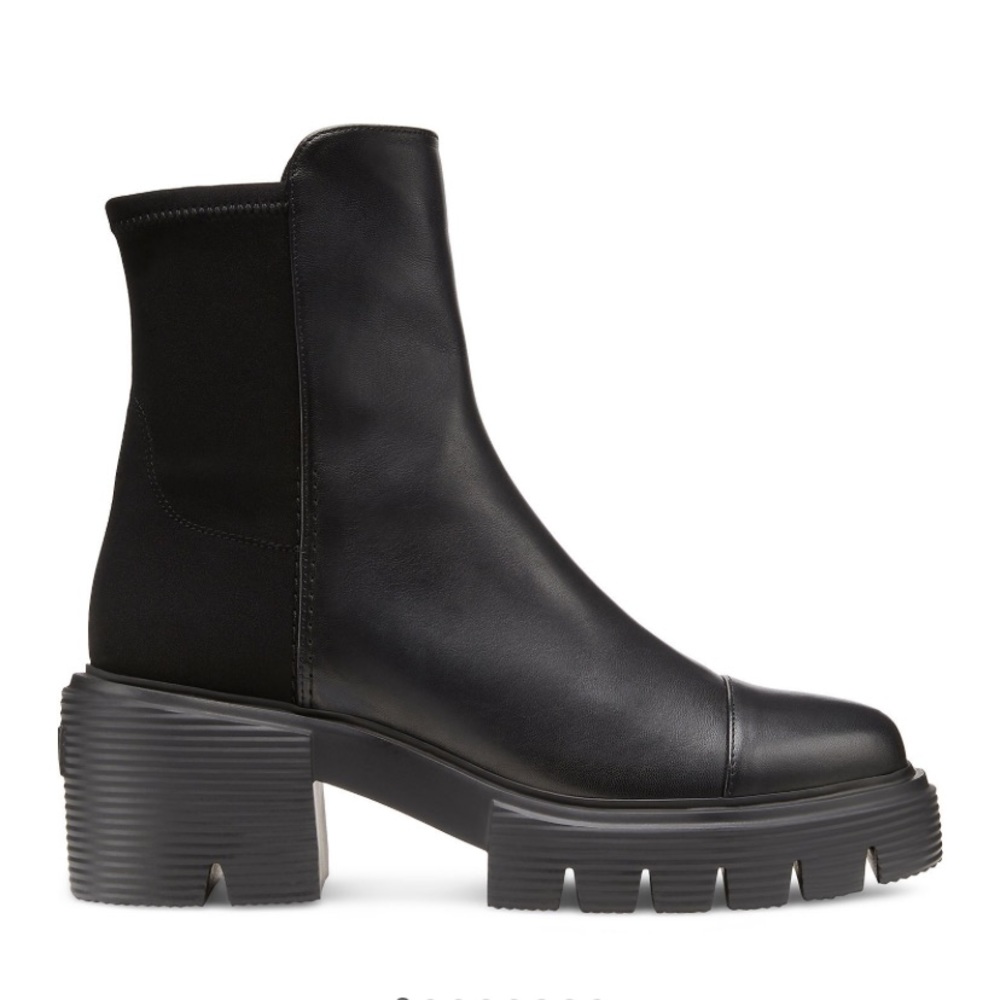 5050 SOHO BOOTIE Stuart Weitzman size 8